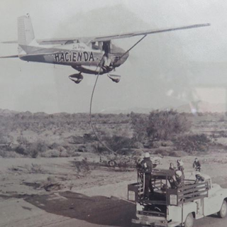 Illustration for article titled 64 días sin aterrizar: la insólita historia del vuelo más largo del mundo en avión